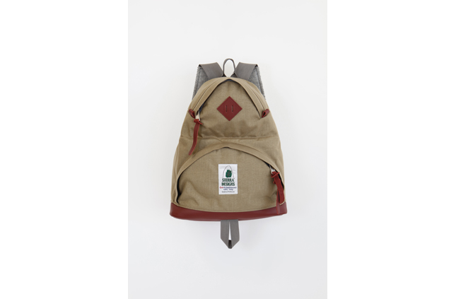 S2513_60th ANIV DAYTRIPPER LIMITED_Tan_1.jpg